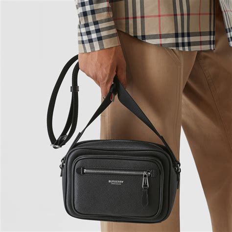 burberry tasche herren bei ebay|Burberry Herrentaschen aus Leder online kaufen .